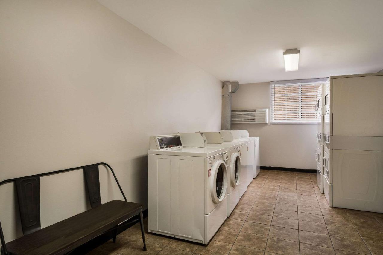 Suburban Studios Denver Central-アーバダ エクステリア 写真